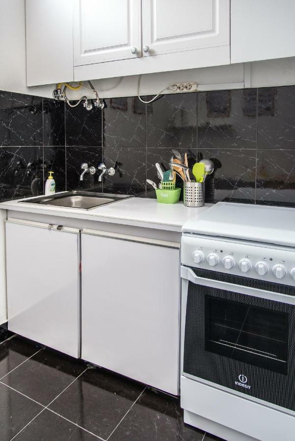 Cosy Flat In City Center 蓬塔德尔加达 外观 照片